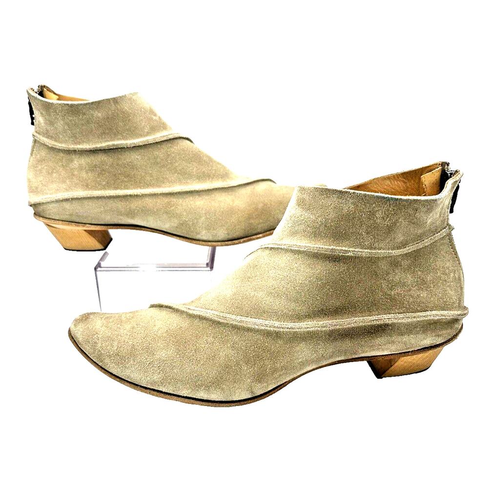 CYDWOQ Vintage Booties Womens 39/ 8.5 Handmade 1.5 Wooden Heels Suede Art